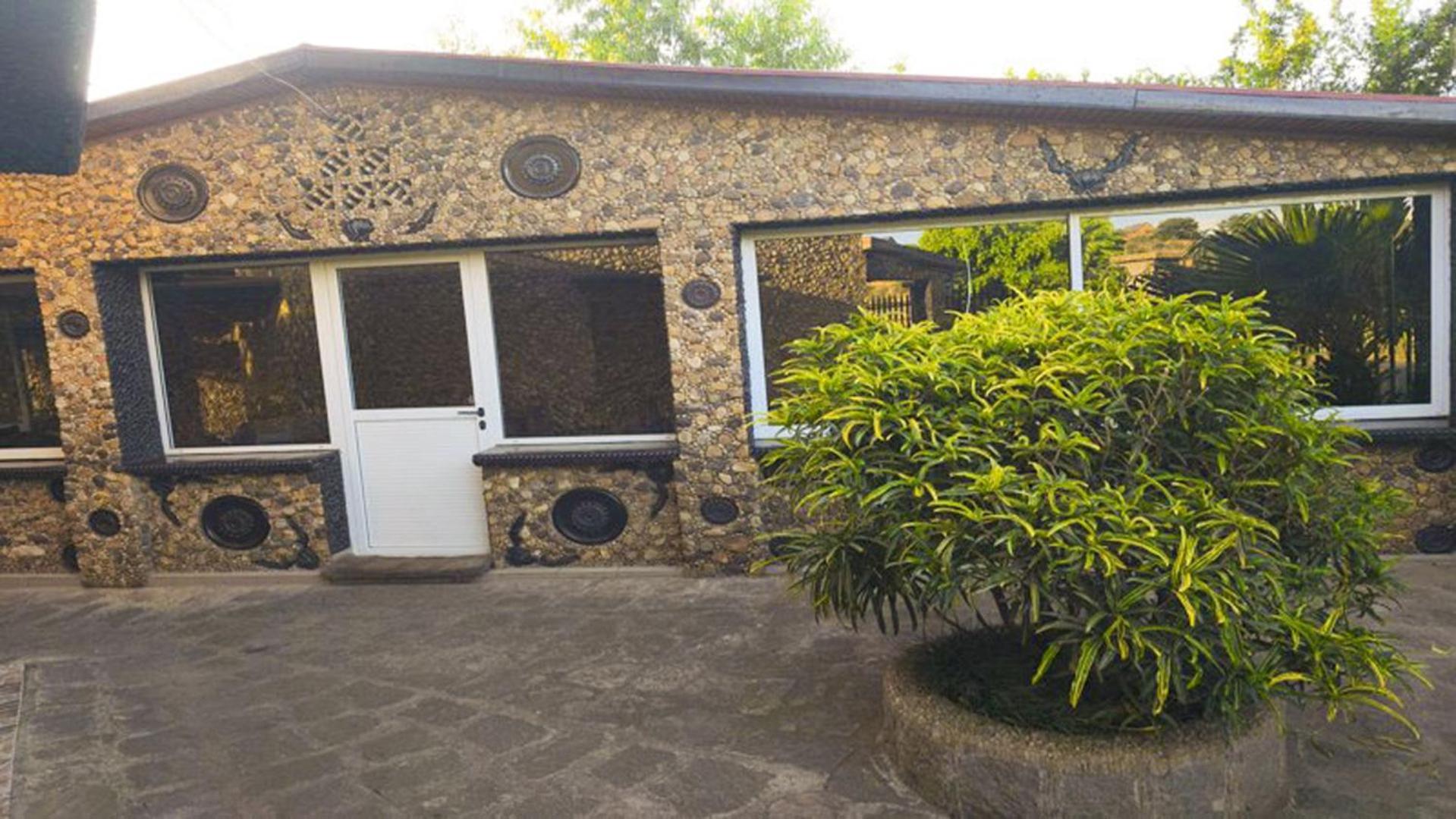 Hotel Restaurant Le Miamiam Glouglou Ambositra 외부 사진