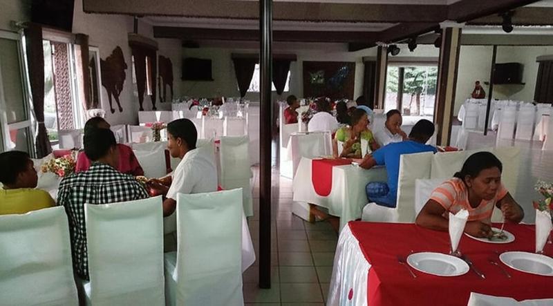 Hotel Restaurant Le Miamiam Glouglou Ambositra 외부 사진